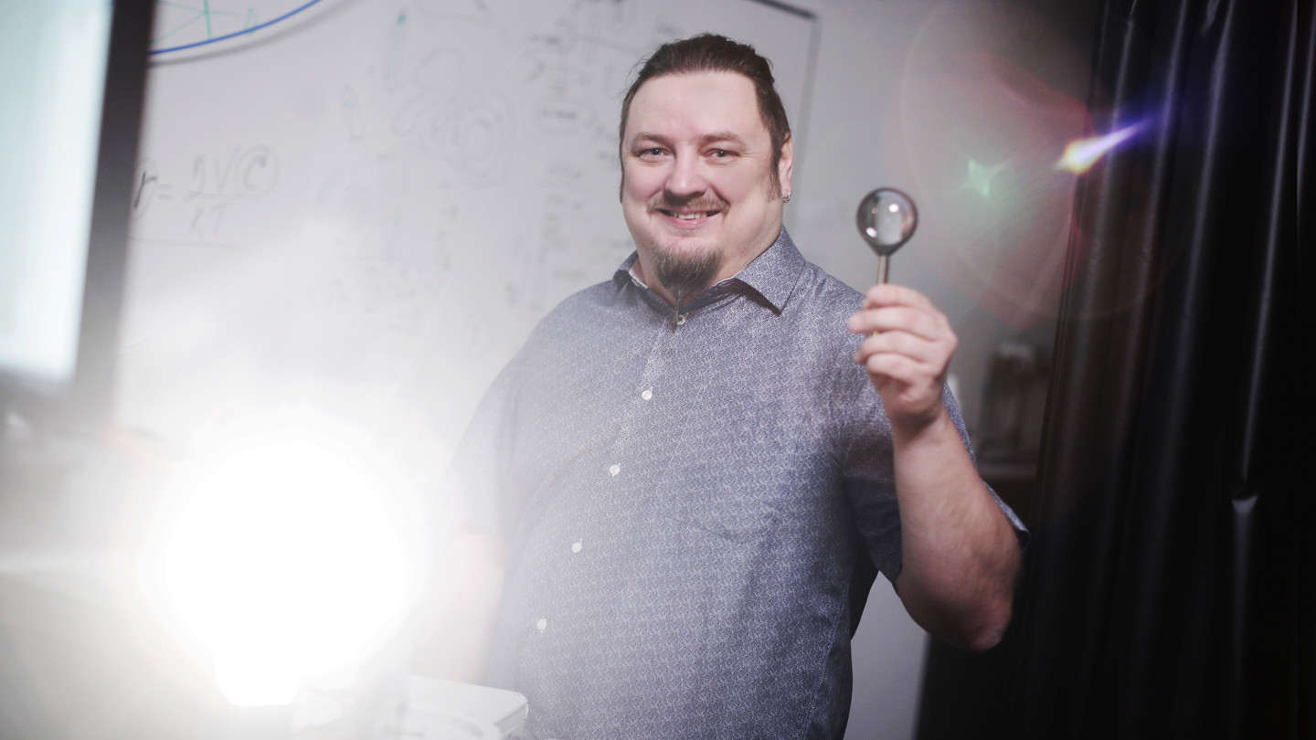 Molecular electronics and plasmonics | University of Jyväskylä