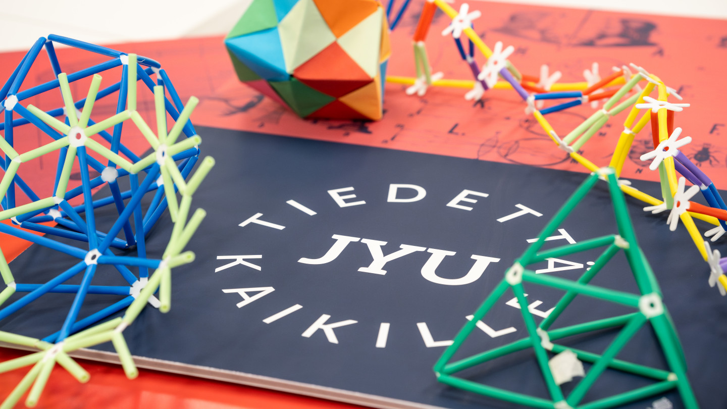 Taitoniekassa KeskiSuomen LUMAkeskus