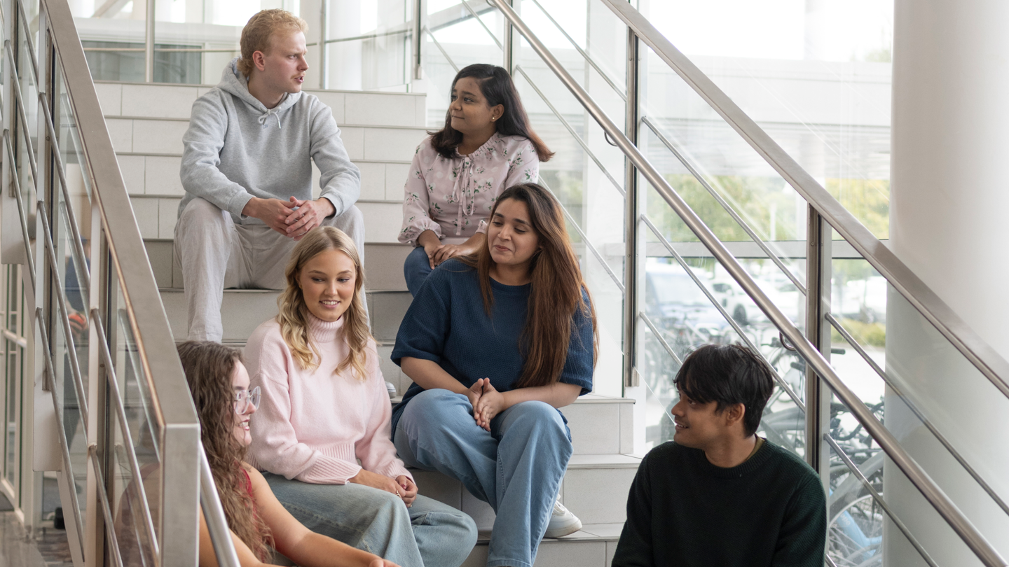 Opiskelijalähettiläät Agorassa