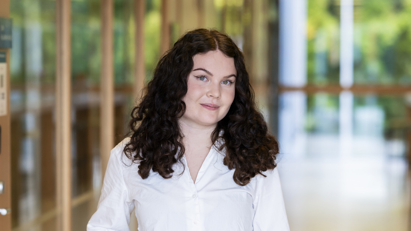 Kuvassa Jenna-Riikka Laulumaa