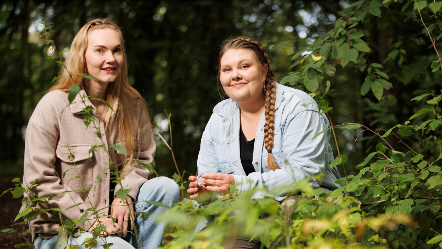 Saija Vuorenmaa ja Elli Liimatainen