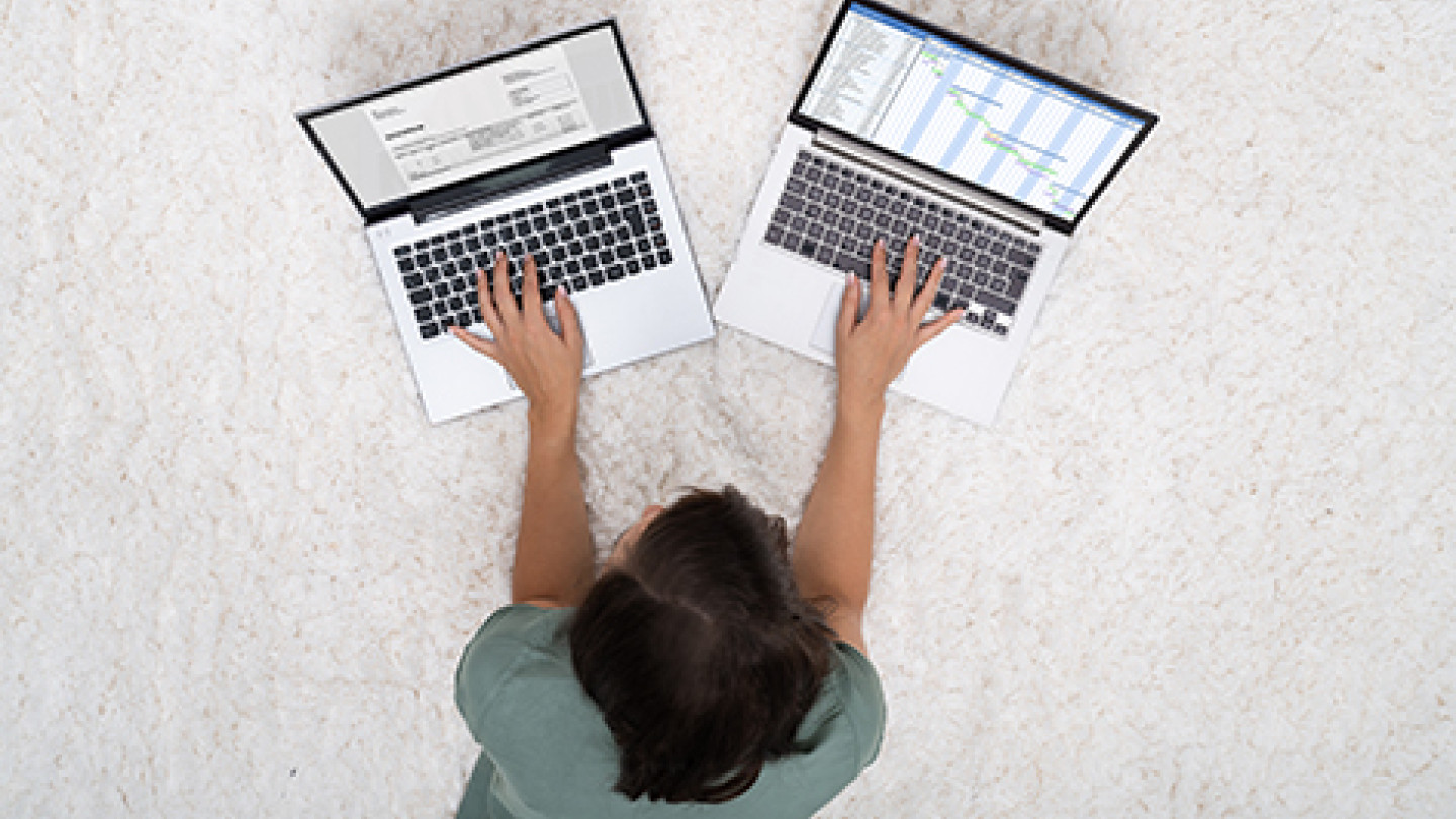 Tietoyössä täytyy osata ja ehtiä yhä enemmän. (Mostphotos)