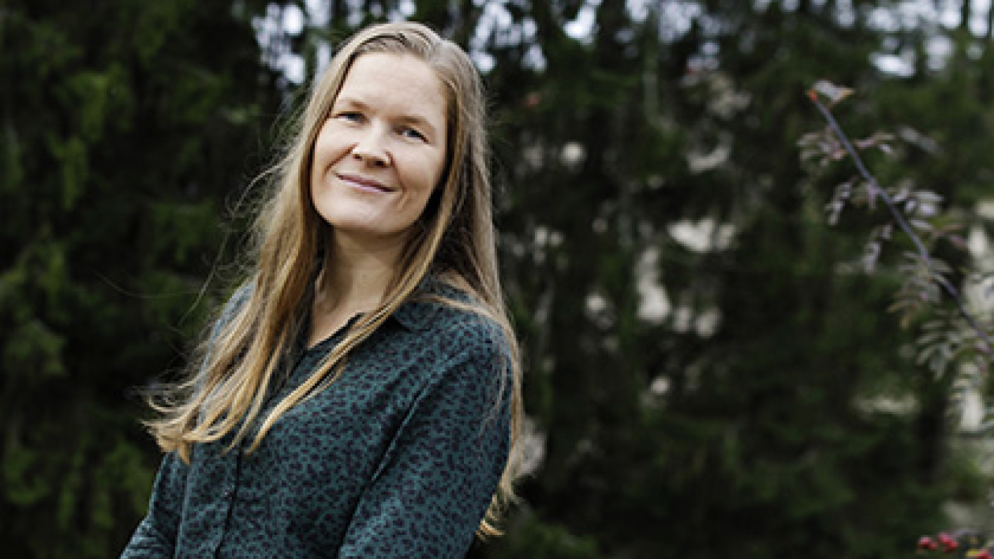 Outi Alakärppä. Kuvaaja Petteri Kivimäki.