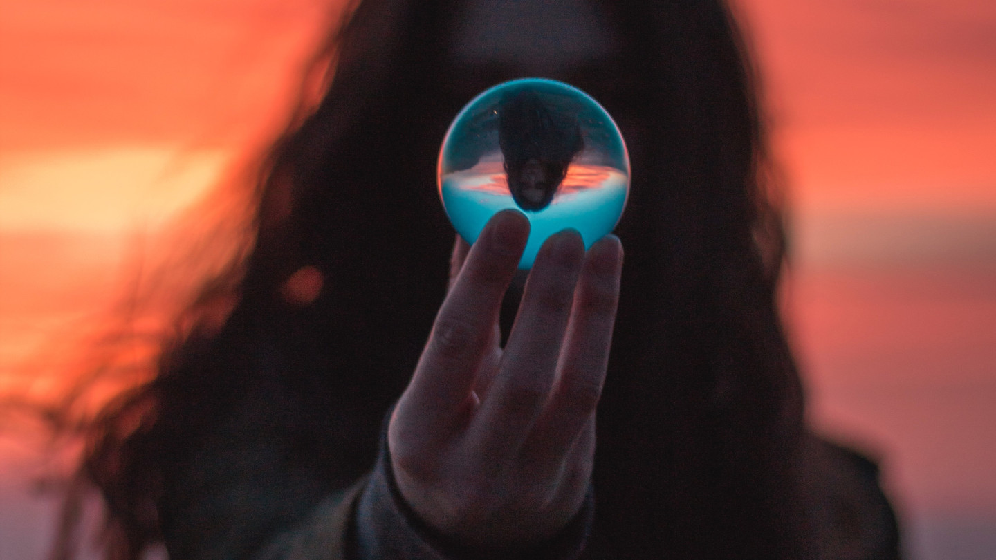 Tulevaisuuden osaamisen top 10 listalta löytyvät muun muassa oppimiskyky ja tiedon arviointitaidot.