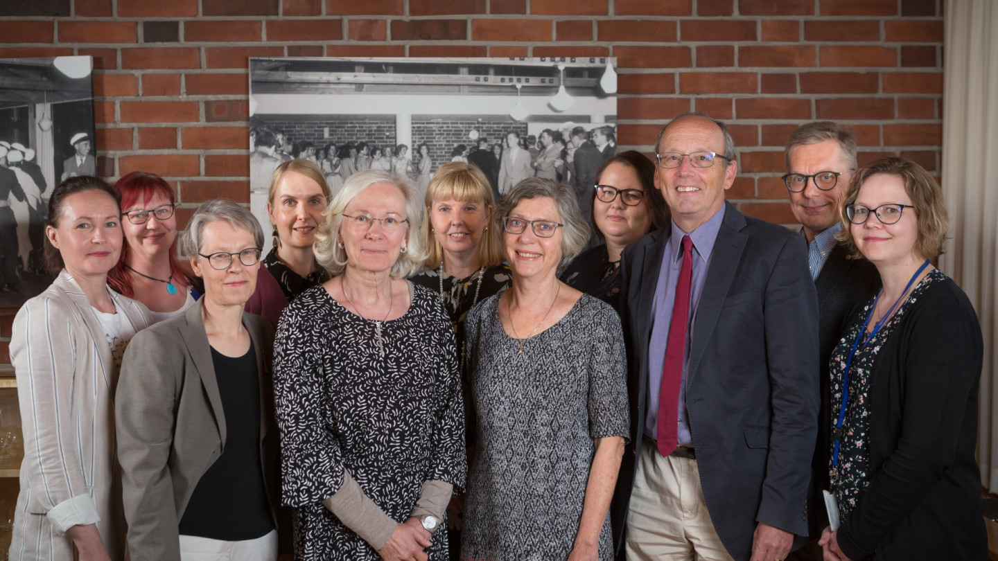 JYU avoimen auditoinnissa olivat mukana mm. Päivi Patja (vas.), Katja Mielonen, Virpi Uotinen, Riina Kärkkäinen, Merja Karjalainen, Annamaija Oksanen, Anja Oskamp (EADTU), Minna Kallinen-Kuisma, Jon Rosewell (EADTU), Jukka Lerkkanen ja Mirva Huovinen