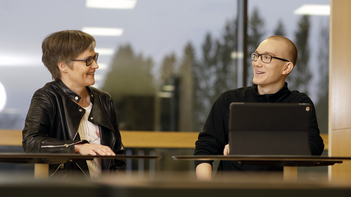 Opintojen ohjaus on keskeinen osa toimintaa avoimessa yliopistossa. Tukea ja ohjausta on tarjolla runsaasti niin opintojen suunnittelussa kuin opiskelussa.