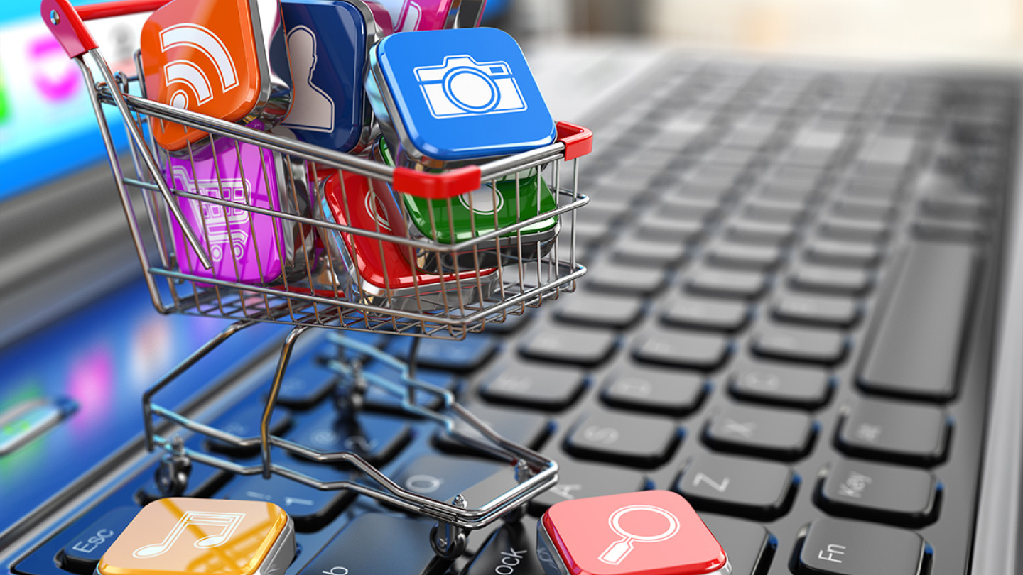 Digiaikana kuluttaja käyttää paljon aikaa verkossa, erityisesti tutustuessaan erilaisiin vaihtoehtoihin ja etsiessään tietoa hankintansa kohteesta.