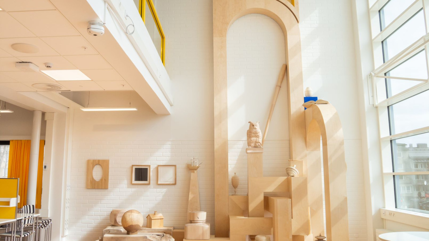 Lähteen upeat teokset esillä! Tervetuloa kuulemaan Ex Libris -taideteoksesta pe 20.5. klo 12.30-13.00, Lähteen 2. kerros, kuvataiteilija Mikael Pohjola esittelee teoksen.