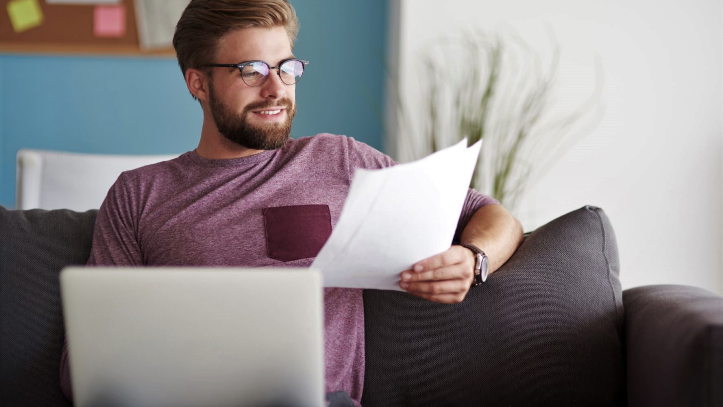 Avoimen opinnot tuovat osaamista, ajankohtaista tietoa, iloa ja hyötyjä. Ne ovat myös omaa aikaa ja mahdollisuus kiinnostavaan asiaan keskittymiseen.