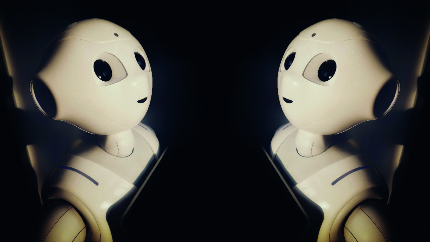 Uusi teknologia tarjoaa ratkaisuja vanhustyöhön, mutta sen käyttö edellyttää eettistä pohdintaa.