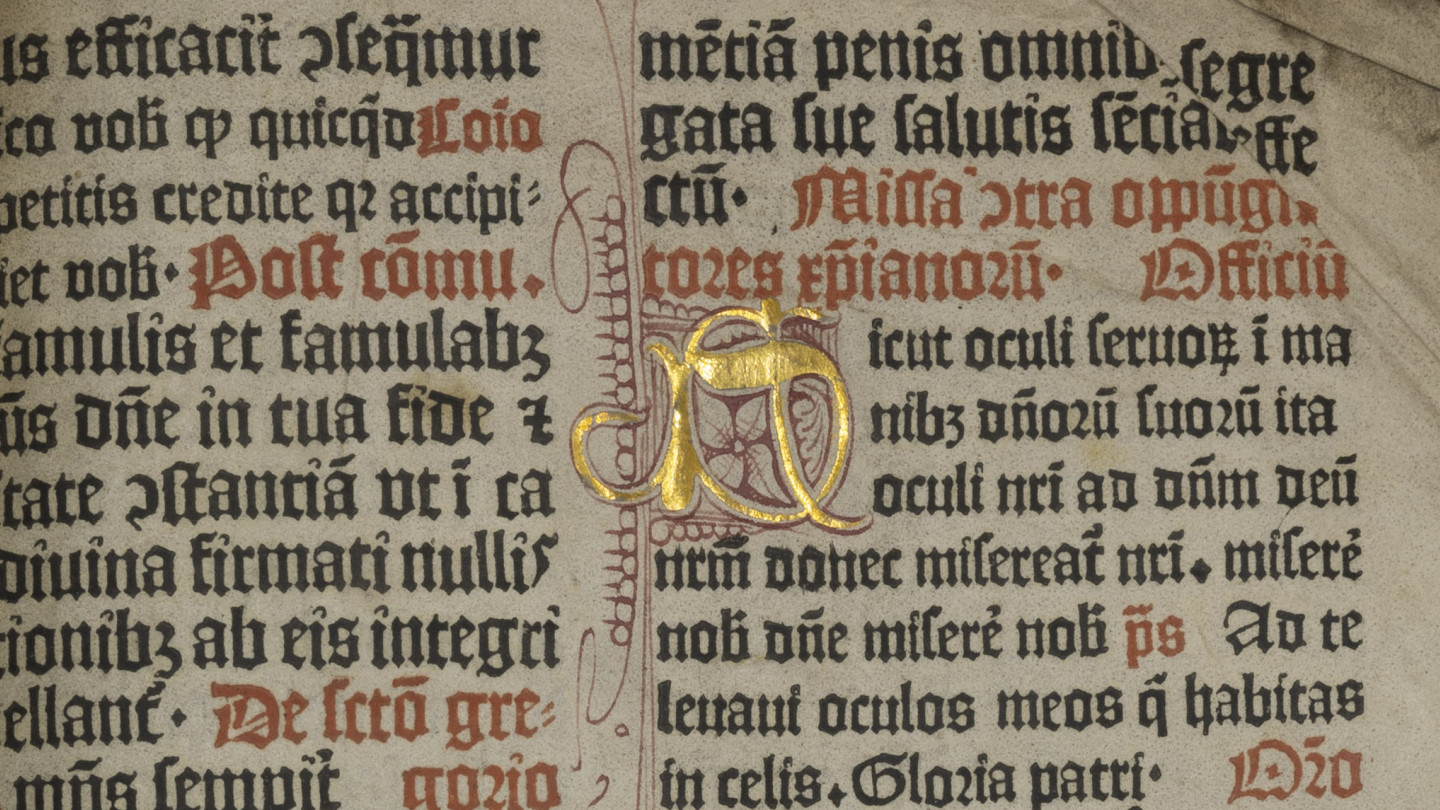 Avoimen tiedon keskus kertoo verkkonäyttelyssään yli 500 vuotta vanhan pergamentin ja ensimmäisen Suomea varten painetun kirjan matkasta Jyväskylän kautta bittiavaruuteen.