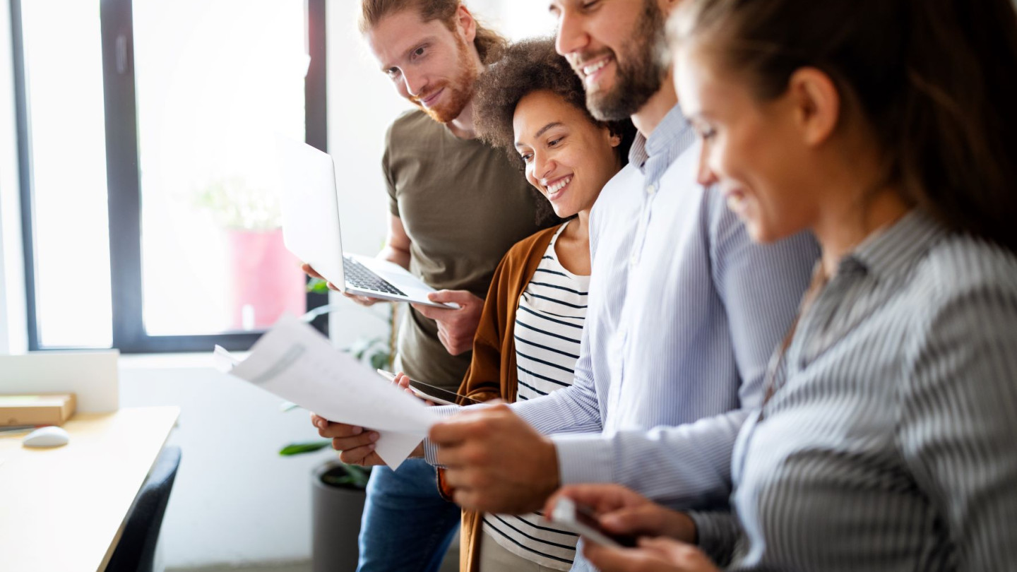 Työelämäliikkuvuus on yksi mahdollisuus oppia. Me JYU avoimessa pidämme uuden oppimisesta ja haluamme edistää sitä laajasti. Nähdäänkö sinun työpaikallasi?