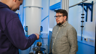 Jyväskylän yliopiston ja SemiQonin kumppanuus vauhdittaa kvanttiteknologian kehitystä