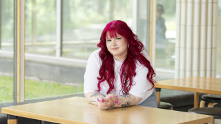 Kuvassa Ronja Hursti