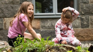 JYUniorit -kesäleirit tarjoavat tiedettä ja toimintaa lapsille ja nuorille