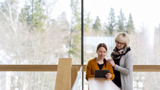 Avoimessa yliopistossa opiskelija saa tukea ja ohjausta. Lähialueelta tutuiksi tulevat opiskelijakollegat ovat tärkeä vertaistuki ja innostaja opintojen aikana.