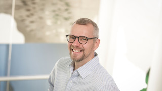 &quot;JYU avoimen tarjoama kaikille maksuton verkkokurssi tarjoaa modernin teknologian pohjalla oleviin teorioihin liittyvää yleissivistystä&quot;, professori Pekka Koskinen kirjoittaa.