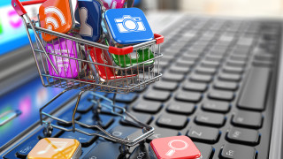 Digiaikana kuluttaja käyttää paljon aikaa verkossa, erityisesti tutustuessaan erilaisiin vaihtoehtoihin ja etsiessään tietoa hankintansa kohteesta.