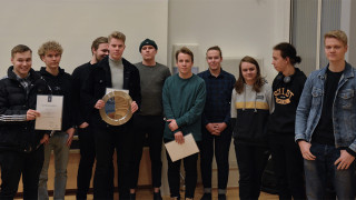 Parhaimman neljän suoran ja joukkuekilpailun voiton vei Schildtin lukio.