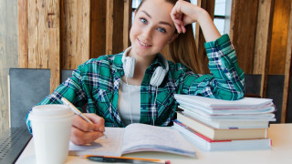 Avoimen väylää pidetään hyvänä hakutapana, mutta siitä kaivataan edelleen lisää tietoa ja ohjausmateriaaleja. (Kuva: Anastasia Gepp)