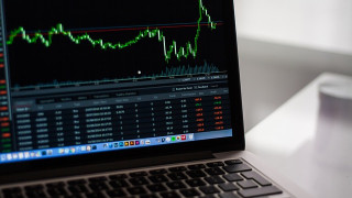 Gamestopin jyrkälle nousulle ei löytynyt liiketoiminnallisia perusteita. Mitä osakemarkkinoilla oikein tapahtui?