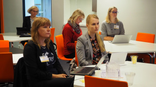 Ulla Kekäläinen ja Riina Kärkkäinen