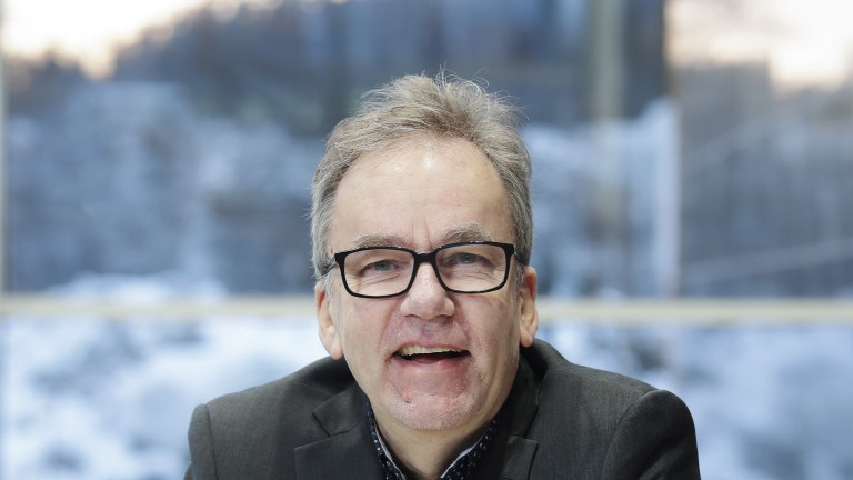 Työelämäprofessori Ari Jaaksi