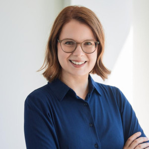 Kata Isenring-Szabó