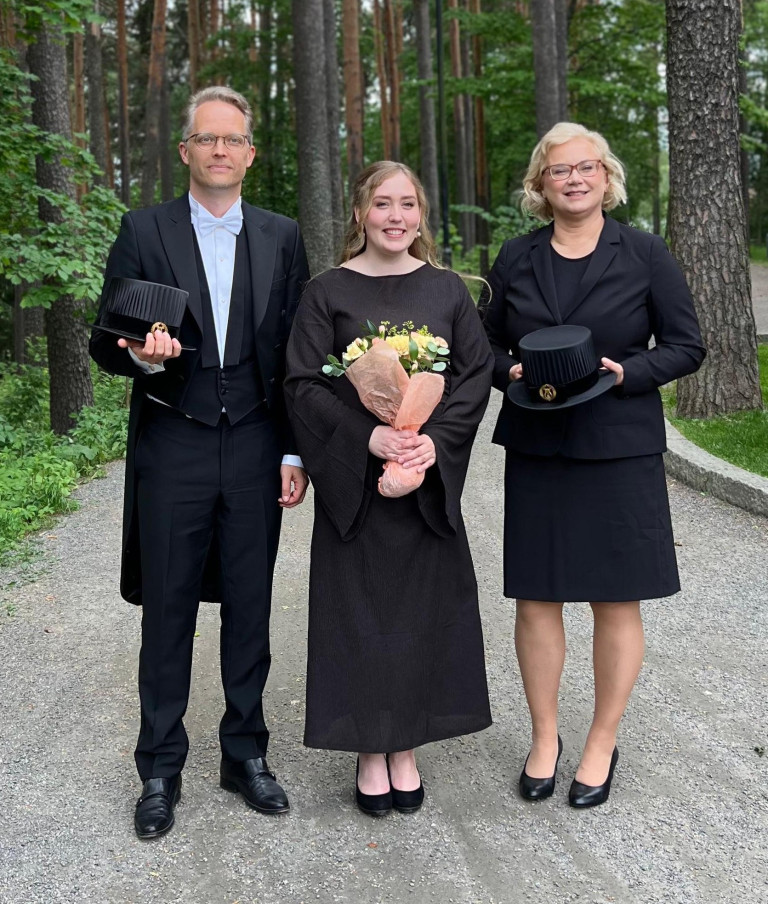 Ahola väitös